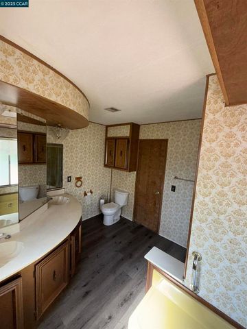 9 9 Palm Drive, Pittsburg, CA 94565