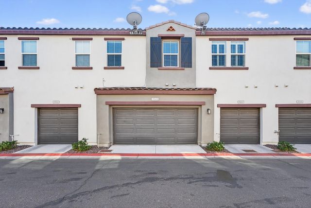 2349 E Hidalgo Avenue, Phoenix, AZ 85040