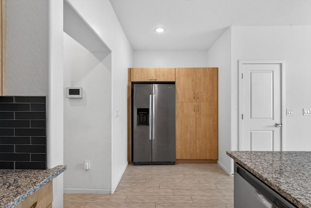 2349 E Hidalgo Avenue, Phoenix, AZ 85040