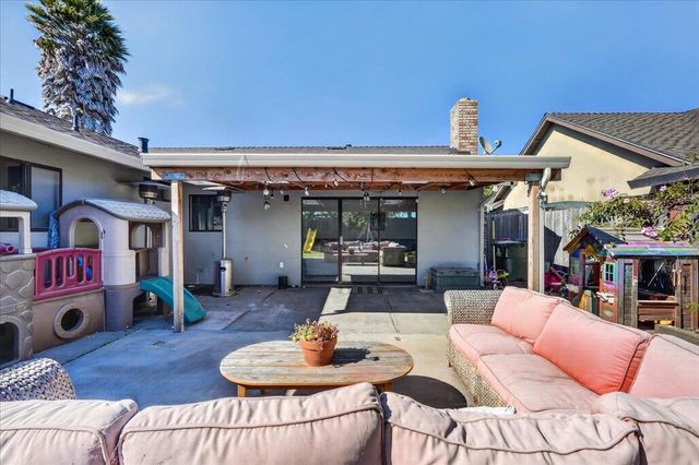 1194 Loyola Drive, Salinas, CA 93901