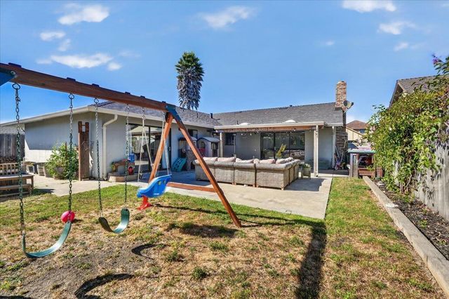 1194 Loyola Drive, Salinas, CA 93901