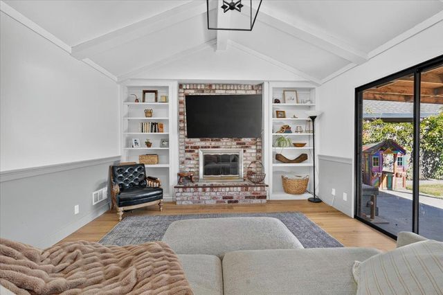 1194 Loyola Drive, Salinas, CA 93901