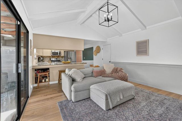 1194 Loyola Drive, Salinas, CA 93901