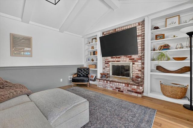 1194 Loyola Drive, Salinas, CA 93901