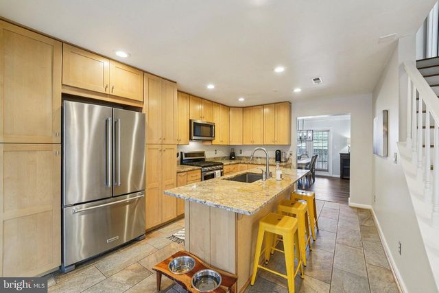 20610 HIGHLAND HALL DR, Montgomery Village, MD 20886