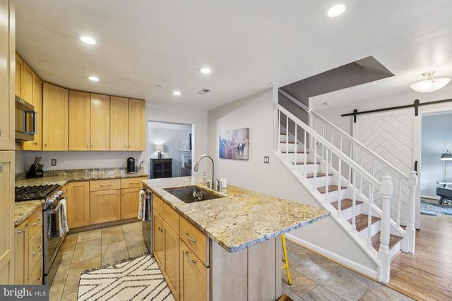 20610 HIGHLAND HALL DR, Montgomery Village, MD 20886