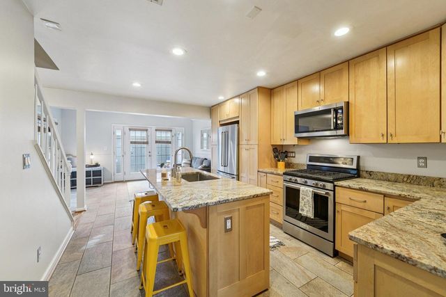 20610 HIGHLAND HALL DR, Montgomery Village, MD 20886