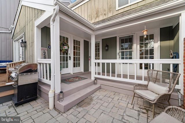 20610 HIGHLAND HALL DR, Montgomery Village, MD 20886