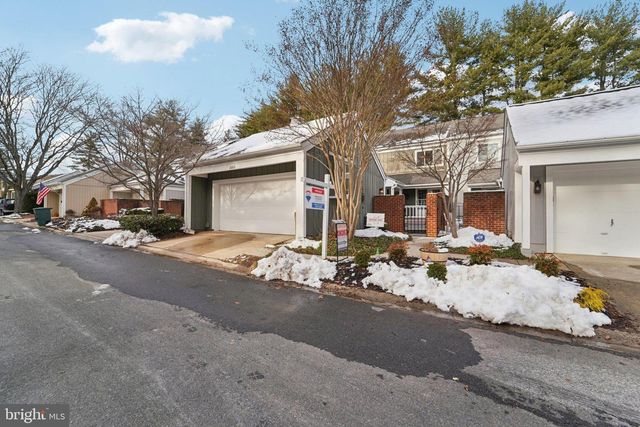 20610 HIGHLAND HALL DR, Montgomery Village, MD 20886