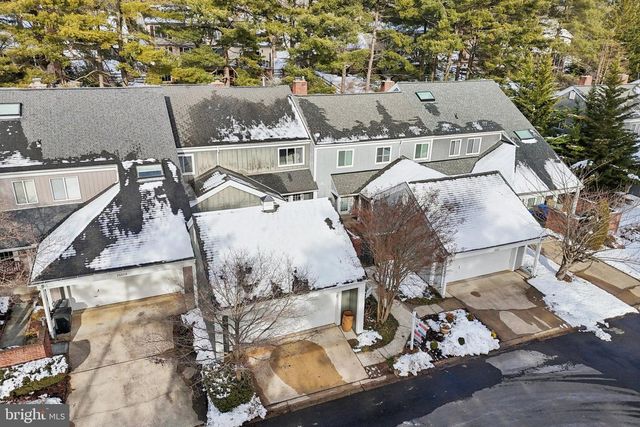 20610 HIGHLAND HALL DR, Montgomery Village, MD 20886