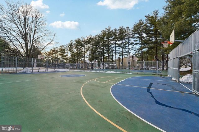 20610 HIGHLAND HALL DR, Montgomery Village, MD 20886