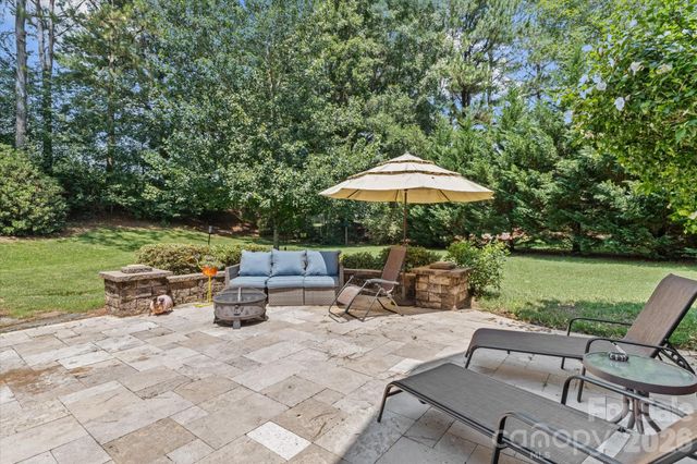 18800 Boundary Oaks Court, Davidson, NC 28036