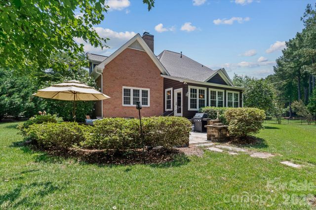 18800 Boundary Oaks Court, Davidson, NC 28036