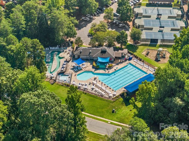 18800 Boundary Oaks Court, Davidson, NC 28036