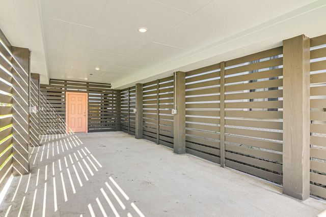 1411 30th Street, Galveston, TX 77550