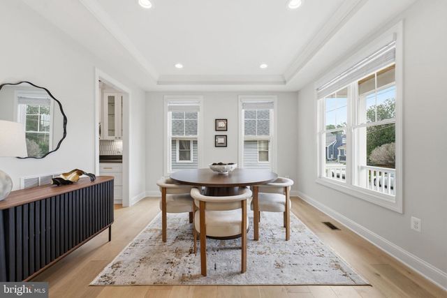 2707 1ST ST S, Arlington, VA 22204