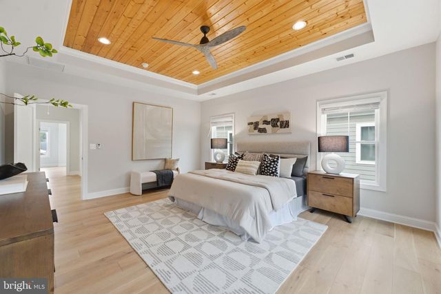 2707 1ST ST S, Arlington, VA 22204