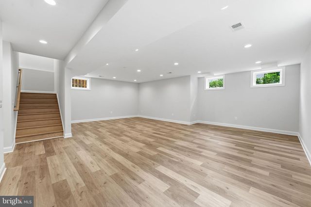 2707 1ST ST S, Arlington, VA 22204