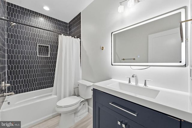 2707 1ST ST S, Arlington, VA 22204