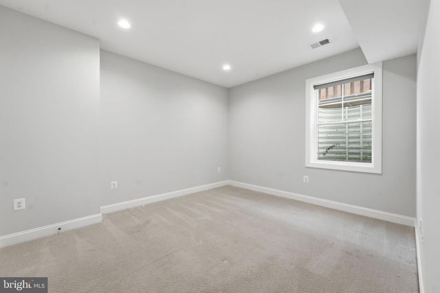 2707 1ST ST S, Arlington, VA 22204