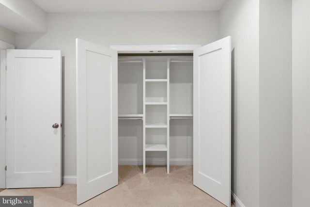 2707 1ST ST S, Arlington, VA 22204