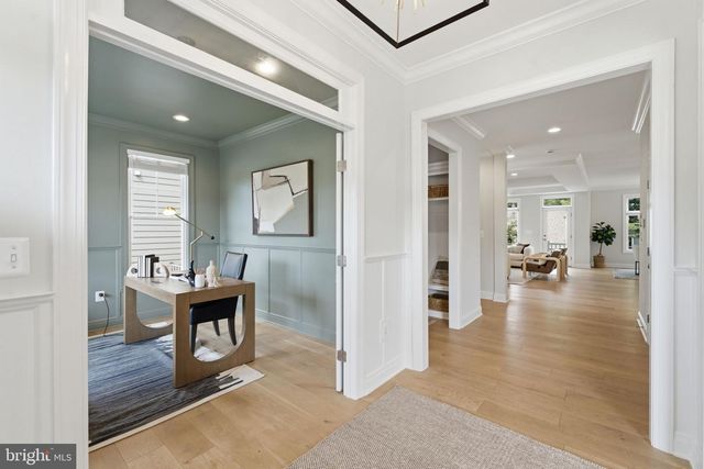 2707 1ST ST S, Arlington, VA 22204
