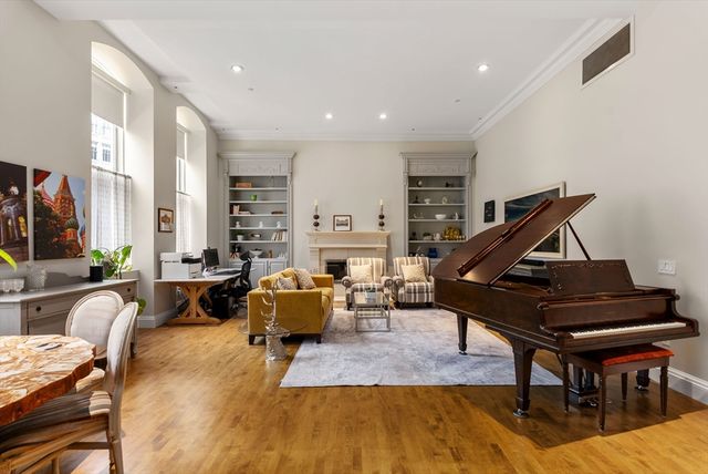 219-223 Columbus Ave 203, Boston, MA 02116