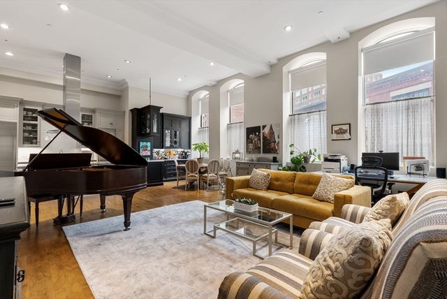 219-223 Columbus Ave 203, Boston, MA 02116