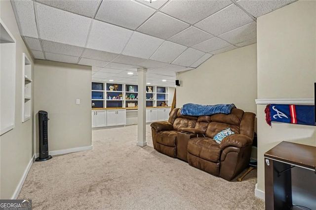 331 Creekbend Drive, Woodstock, GA 30188