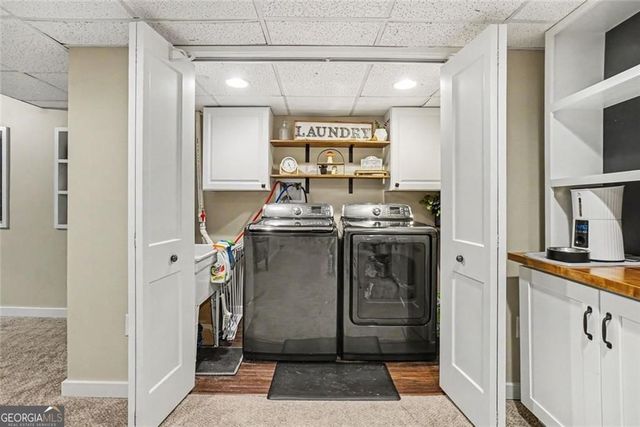 331 Creekbend Drive, Woodstock, GA 30188