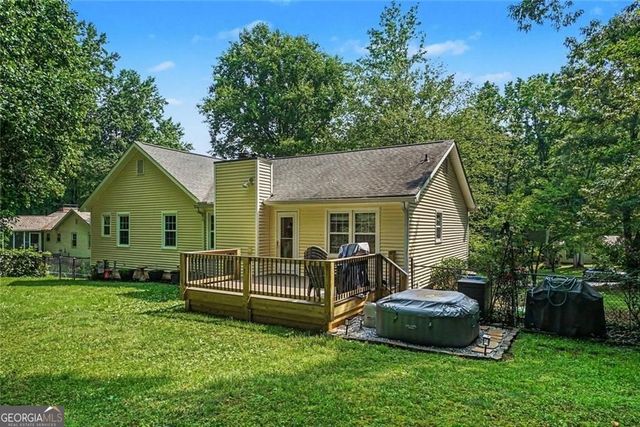 331 Creekbend Drive, Woodstock, GA 30188