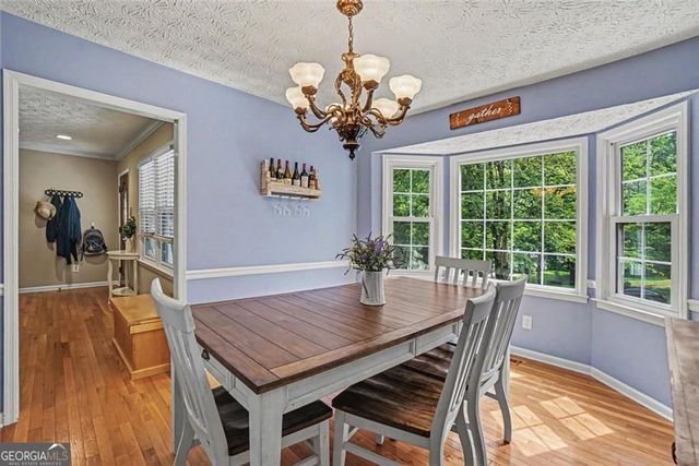 331 Creekbend Drive, Woodstock, GA 30188