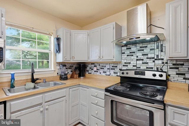 12471 OLD COLONY DR, Upper Marlboro, MD 20772