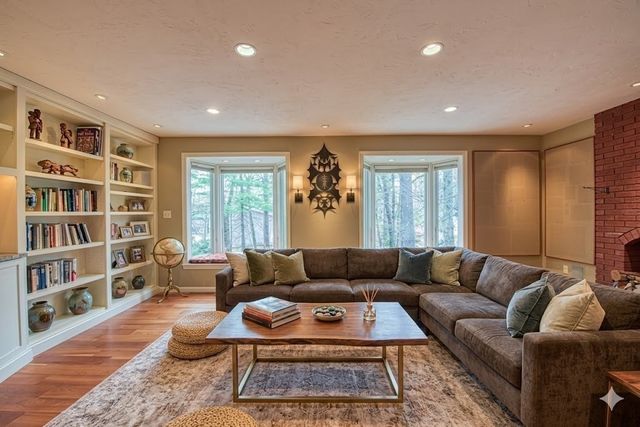 18 Mallard Drive, Sharon, MA 02067