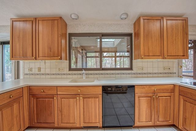 18 Mallard Drive, Sharon, MA 02067