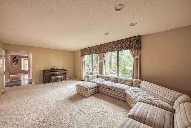 18 Mallard Drive, Sharon, MA 02067