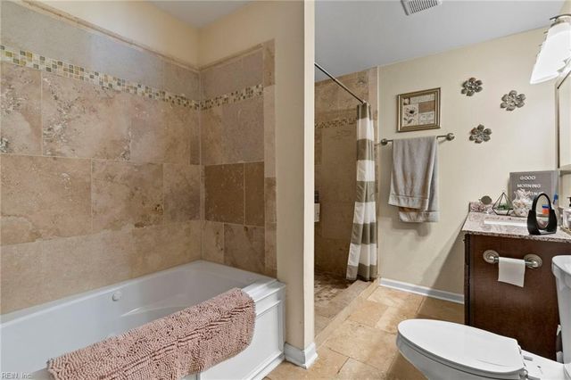 12 Greenbrier RD, Portsmouth, VA 23707