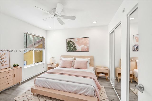 2300 NW 33rd St 911, Oakland Park, FL 33309
