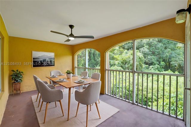 2300 NW 33rd St 911, Oakland Park, FL 33309