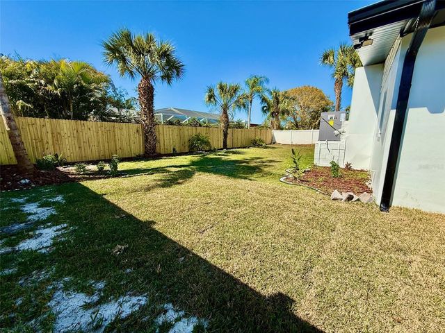 3930 E EDEN ROC CIRCLE, Tampa, FL 33634