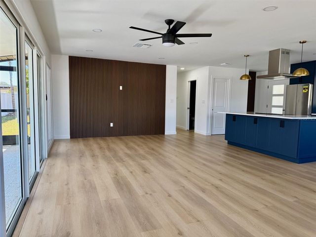 3930 E EDEN ROC CIRCLE, Tampa, FL 33634