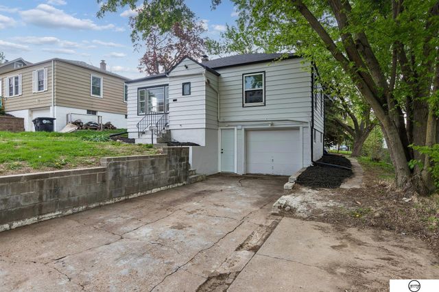 6035 Spaulding Street, Omaha, NE 68104