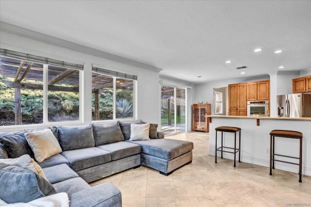 1974 Meeks Bay Dr, Chula Vista, CA 91913