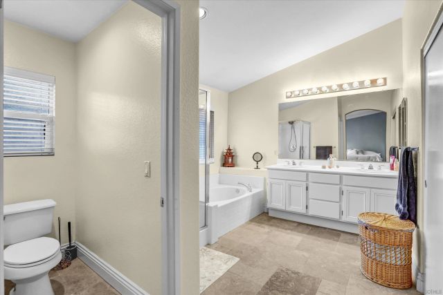 1974 Meeks Bay Dr, Chula Vista, CA 91913