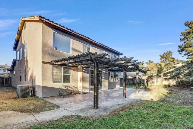 1974 Meeks Bay Dr, Chula Vista, CA 91913