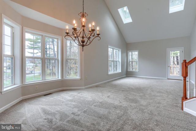 100 NEEDLEWOOD DR, Harrisburg, PA 17112