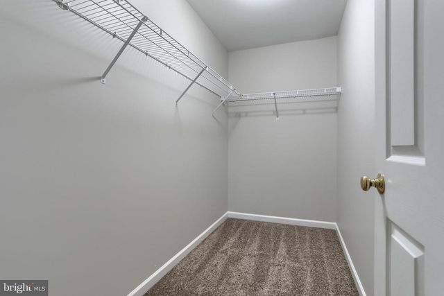 100 NEEDLEWOOD DR, Harrisburg, PA 17112