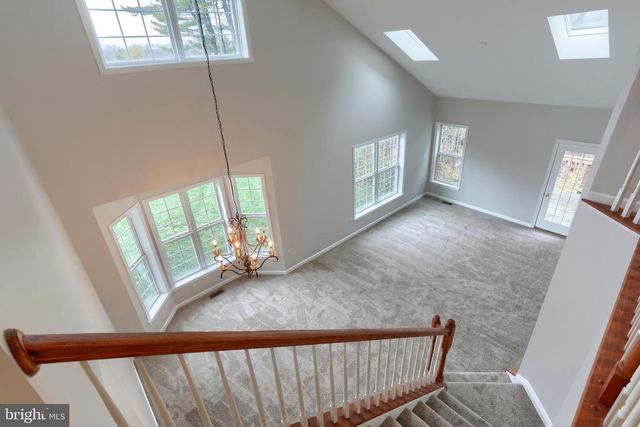 100 NEEDLEWOOD DR, Harrisburg, PA 17112