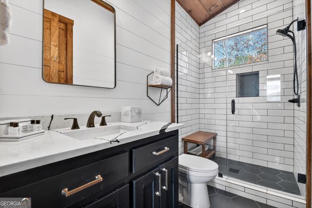 1038 Synacia Drive, Mineral Bluff, GA 30559