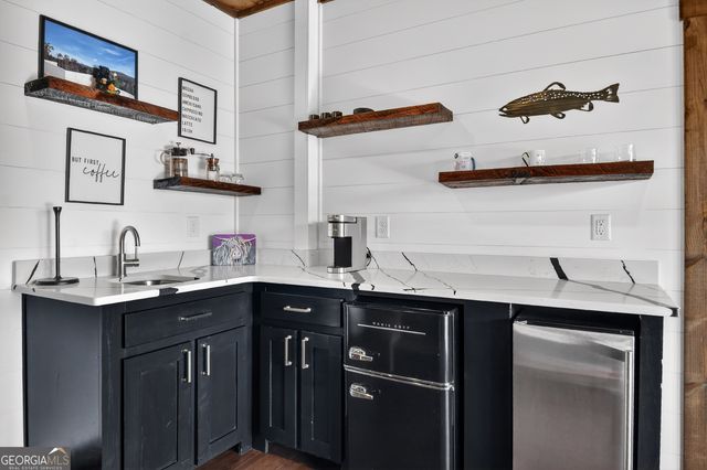 1038 Synacia Drive, Mineral Bluff, GA 30559